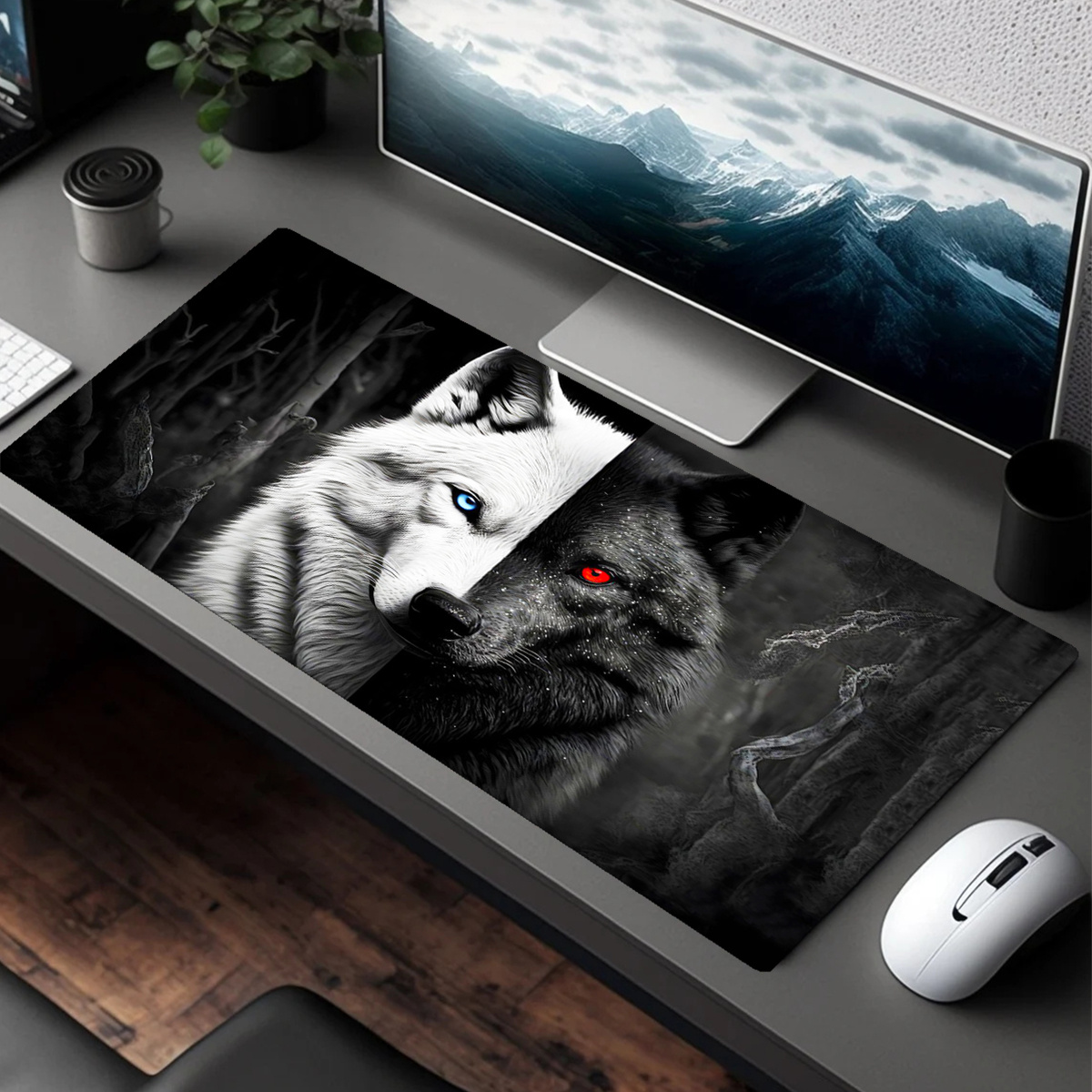 Laptop Accessories Design - وسادة فأرة ألعاب كبيرة بتصميم الذئب